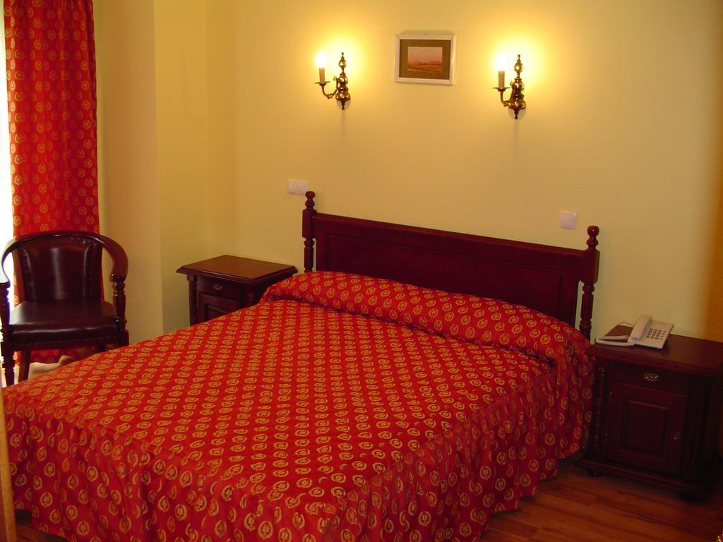 Hotel Europa Ploiesti Room photo